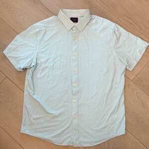 UNTUCKit Men's Sky Blue Floral Pinstripe Button-Down Shirt Performance